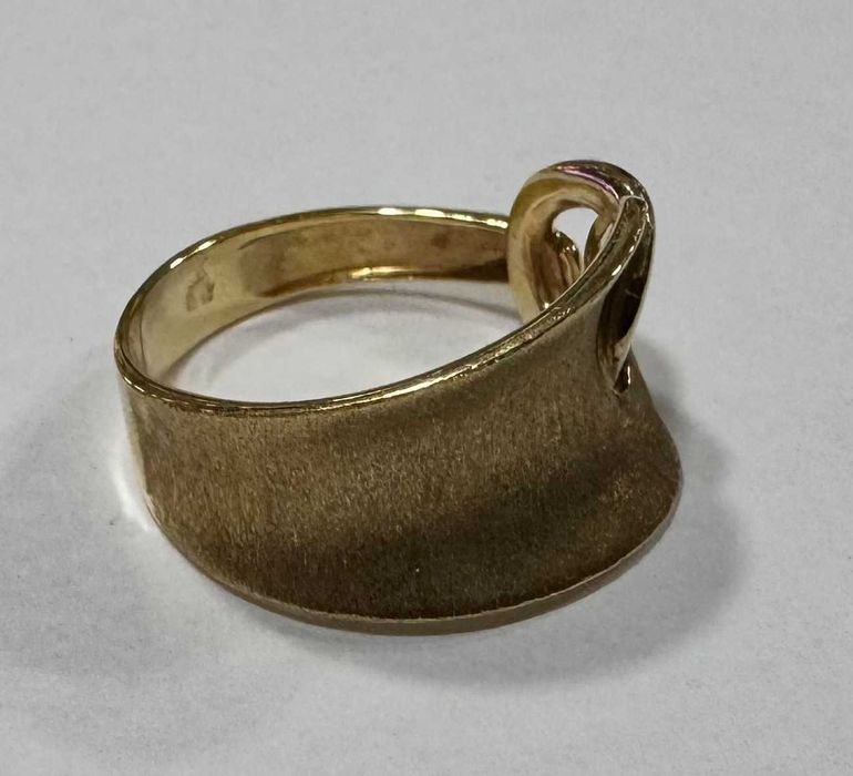 Дамски златен пръстен 14K (585) – 4,39 гр