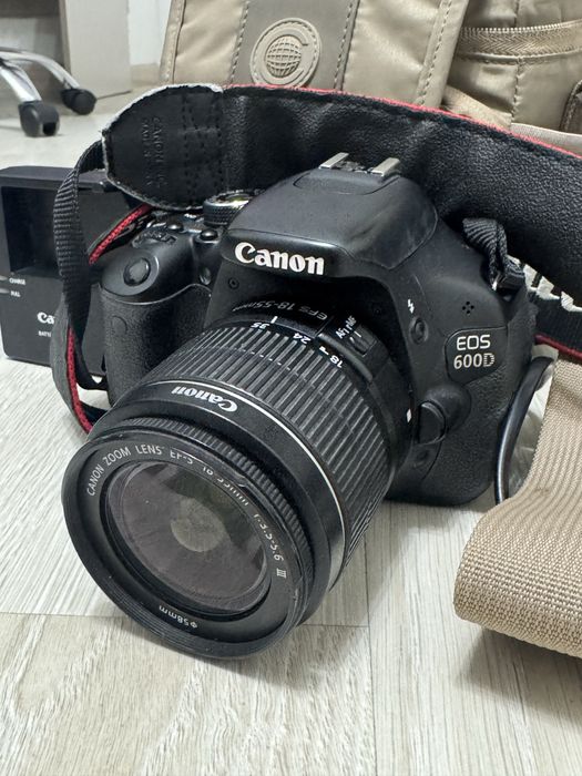 фотоаппарат Canon 600ed