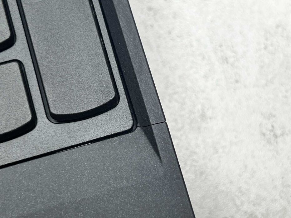 Реновиран лаптоп Lenovo ThinkPad T590 15.6" i7-8665U 16GB 510GB NVMe GeForce MX250 батерия 225 мин