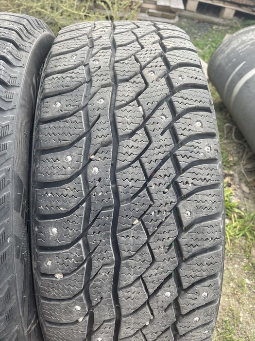 Шипованная резина Viatti 235/55 R18