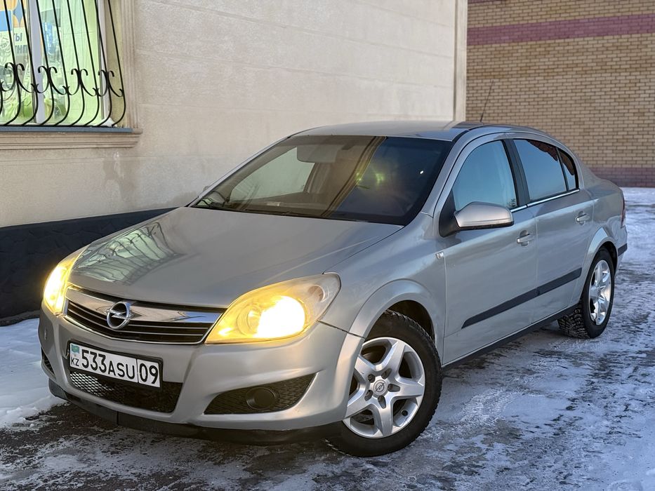 Продам Opel Astra H. 1.8