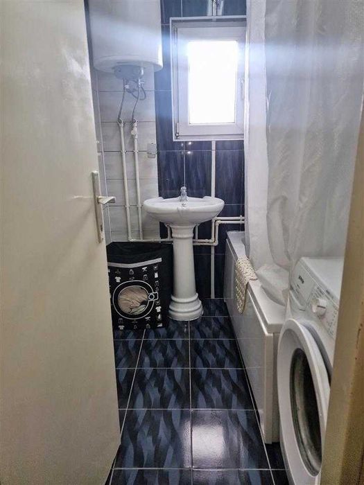 Дава се под наем Двустаен апартамент в Пловдив, Мараша - 59 кв.м за 219.3 € - Снимка #3