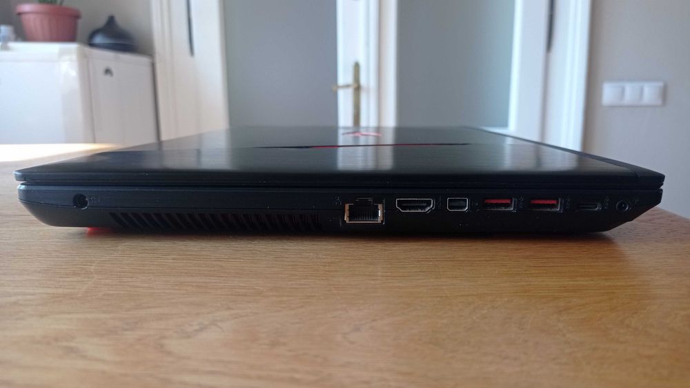 Vând laptop Asus ROG GL753V
