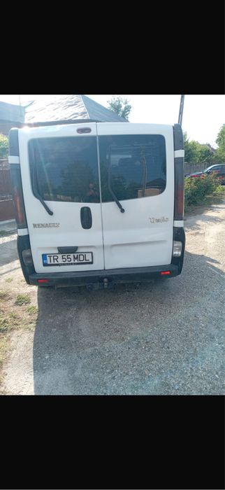RENAULT Trafic 2006 — imagine 2