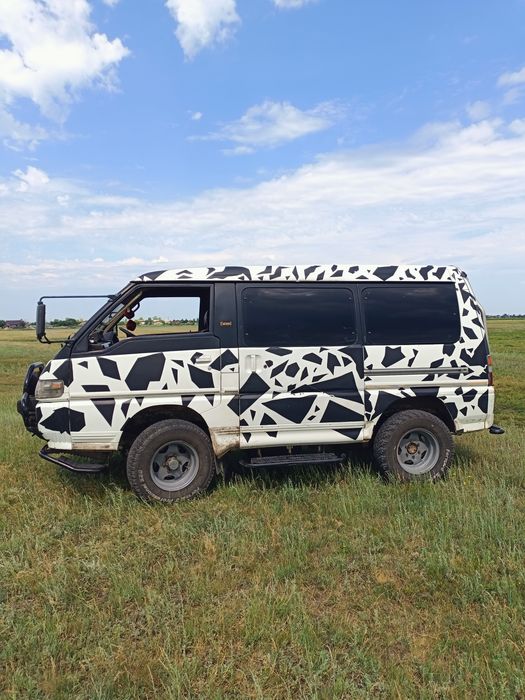 Продам дэлику(кирпич)