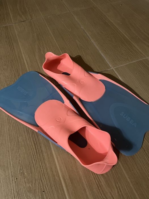 Продавам оборудване за плуване!!