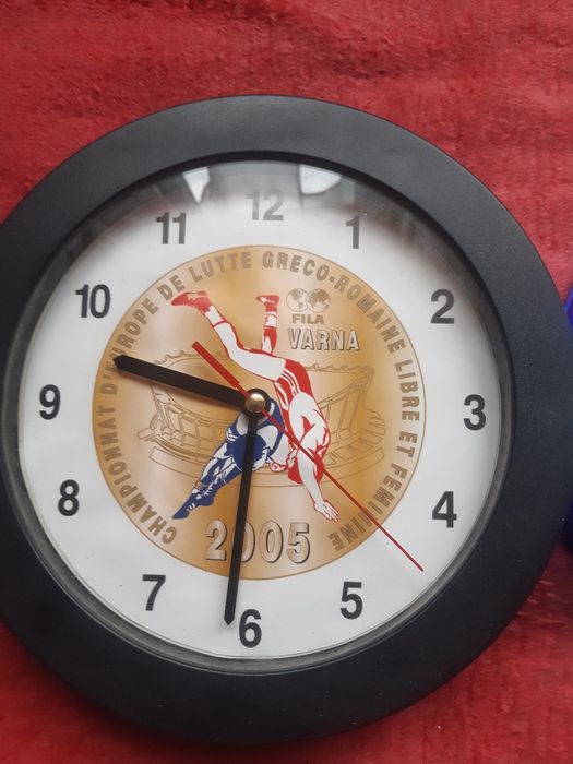 Стени часовници  продавам