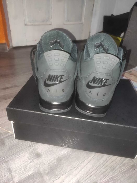 Vand Jordan 4 black cat 2025
