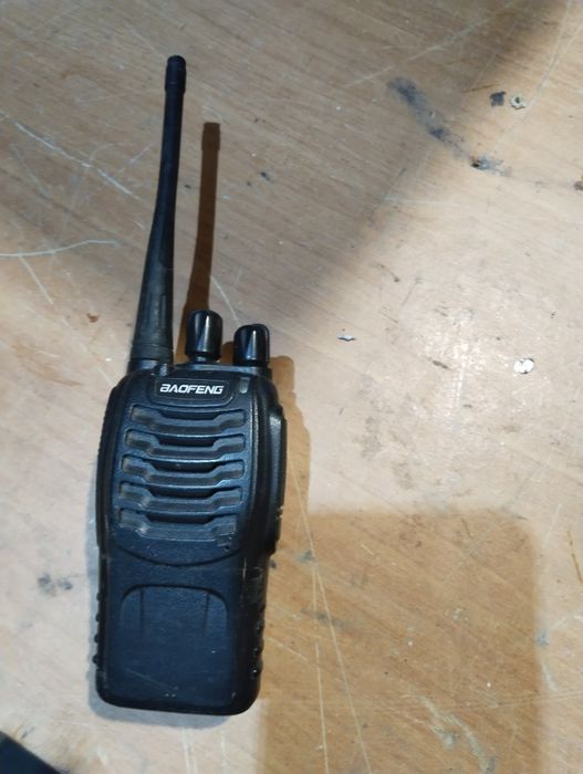 Продам рации 3 штуки бу