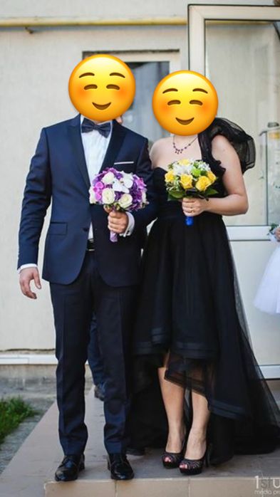 Rochie eleganta cu trena 36-38 M