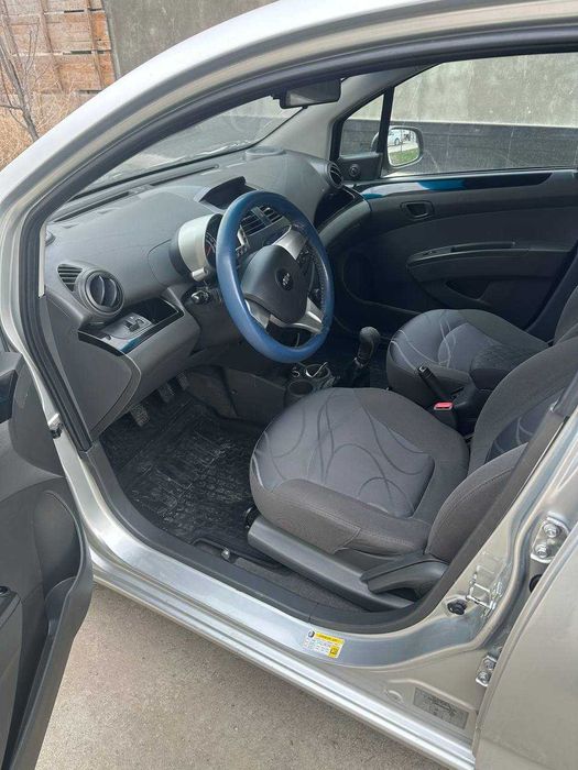 Spark sotiladi Seriy