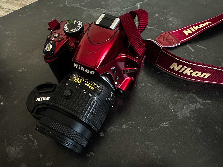 Nikon D3200 + 18–55mm | Отлично състояние | Пълен комплект – 500 лв
