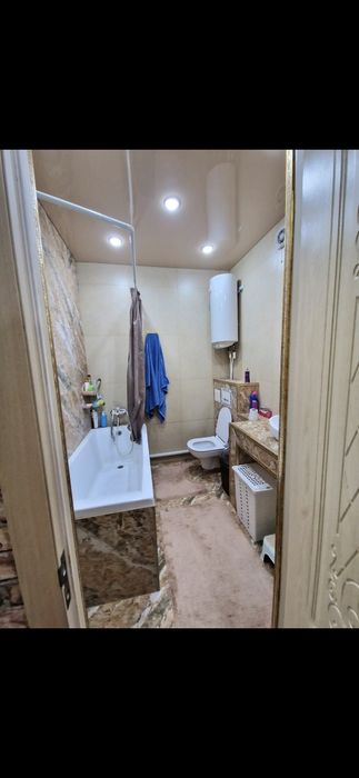 Сдам 2х комн кв. Канай би 209