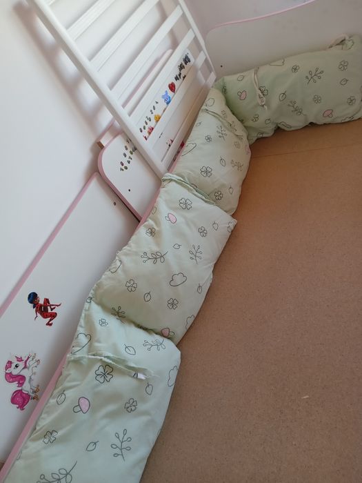 Бебешко и детско трансформиращо легло , матрак от алое вера ,музикална