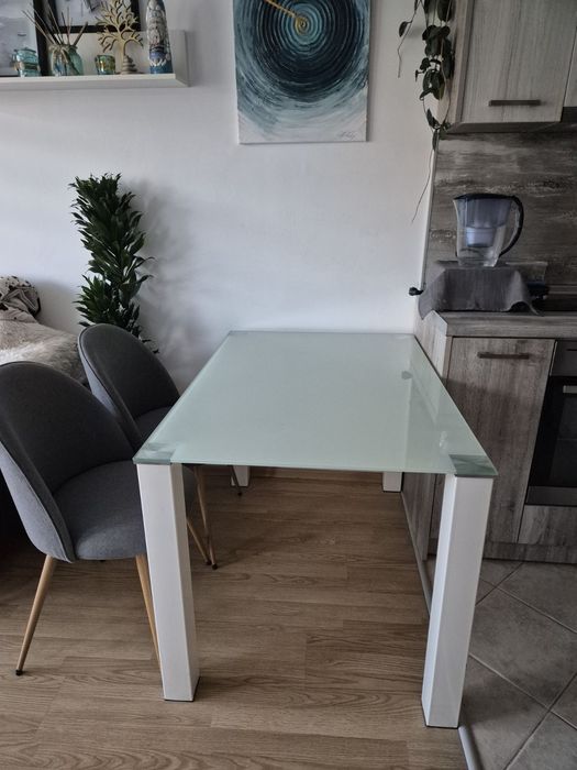 Маса  за всекидневна стая