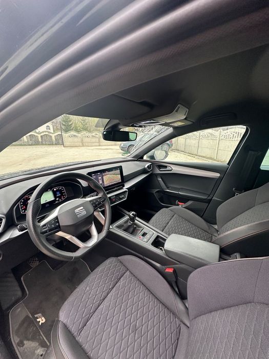 Seat Leon Primult proprietar in tare, înmatriculat fiscal pe loc.