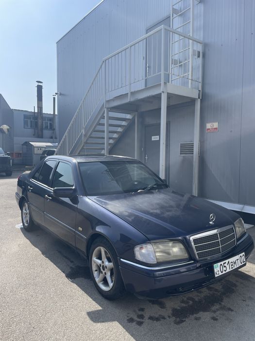 Мерседес c202
