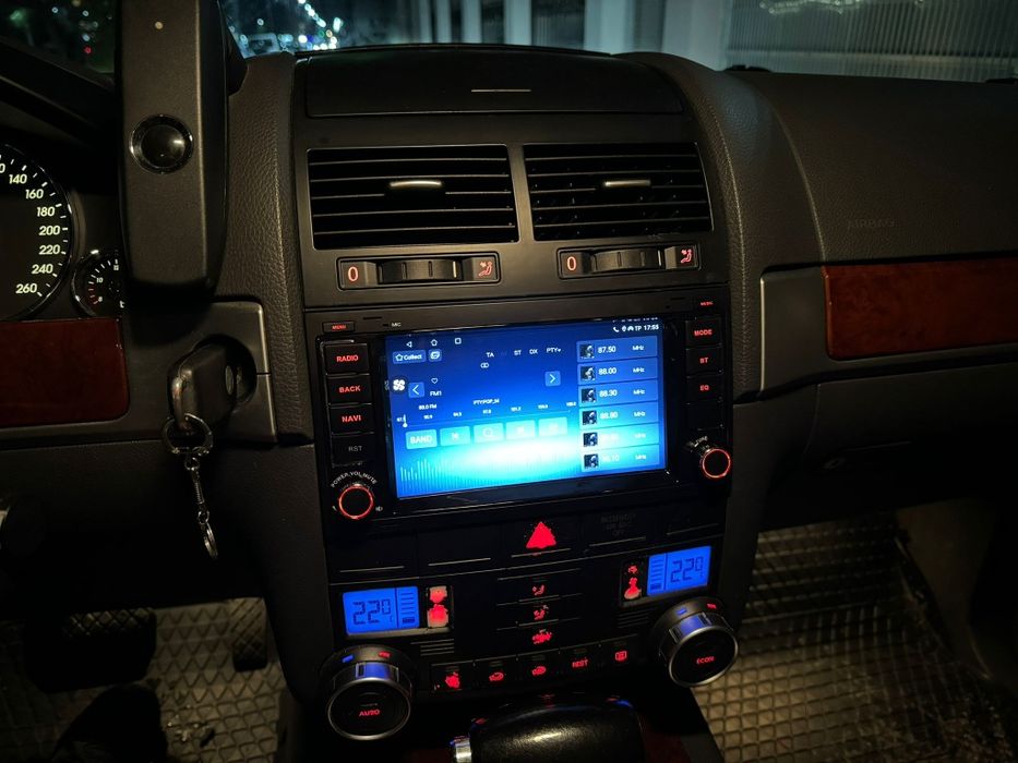 Navigatie Android VW Touareg Waze YouTube GPS BT