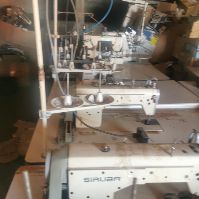 Mașini de cusut industriale