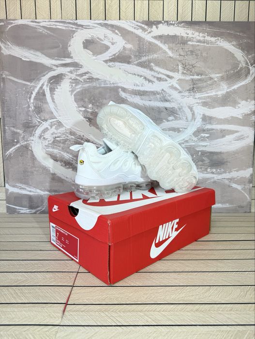Nike Vapor Max Plus White