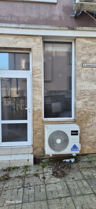 Дава се под наем помещение