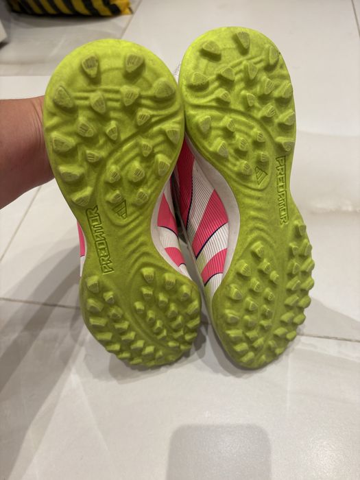 Сороконожки Adidas Predator 38,5 рр