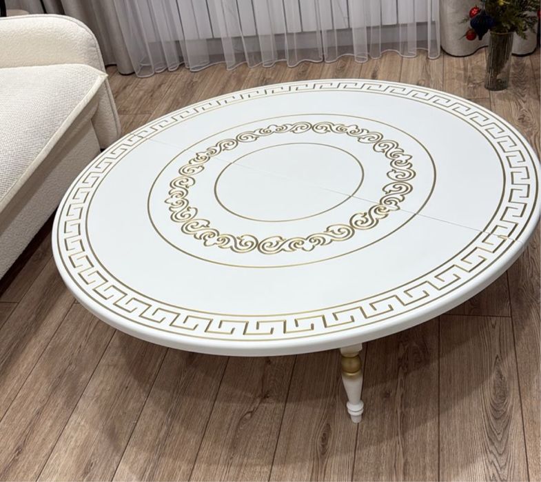 Продам новый круглый стол