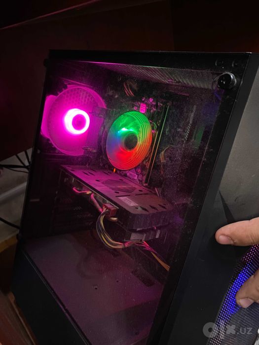 Gaming PC to'liq komplekt i5-10400F RX580 8GB 16GB Monitor 24 75Hz