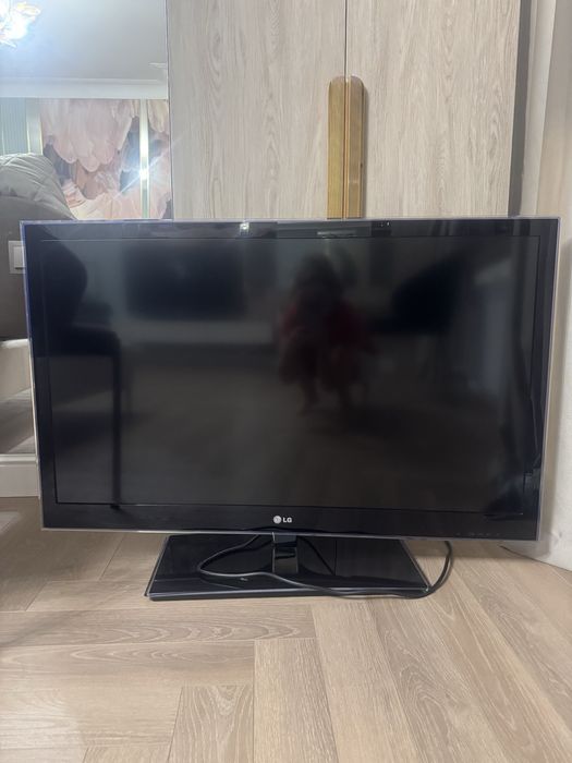 Продам телевизор б/у . В отличном состоянии. Не смарт