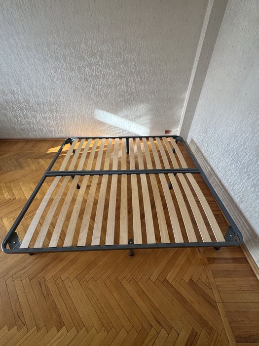 Основание каркас и матрац