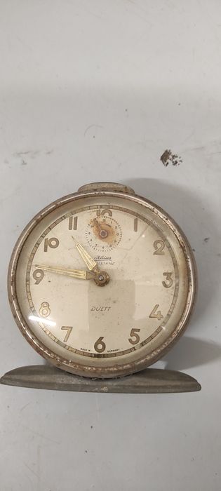 Часовници работят RUHLA GERMANY 15лв, FIDES SWISS -40лв, части -40лв