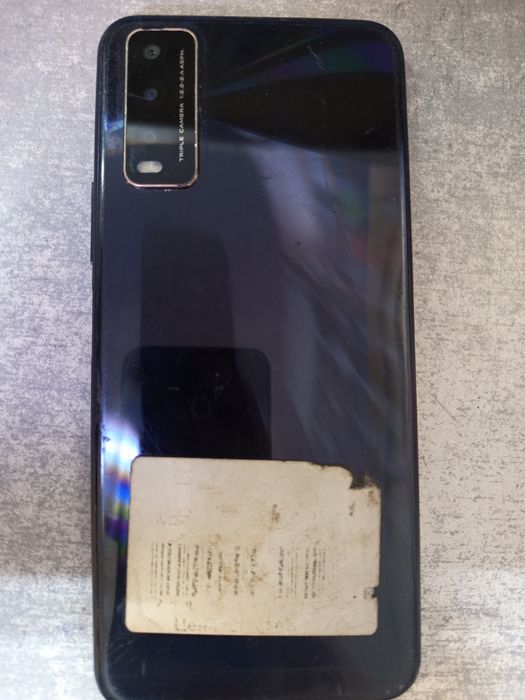Телефон vivo y20
