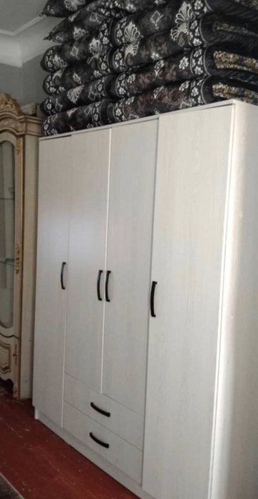 Продам квартиру Рисовый базар Мирабадский район Электроаппарат 3 комна