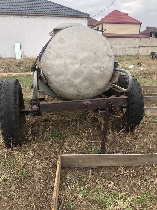 Танкер с прицепам