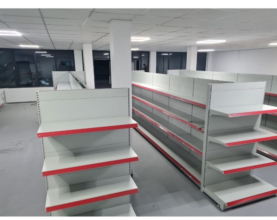 Rafturi pentru magazin