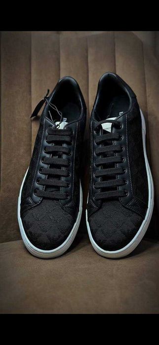 Emporio Armani мужские сникеры Италия РАЗМЕР 40,45