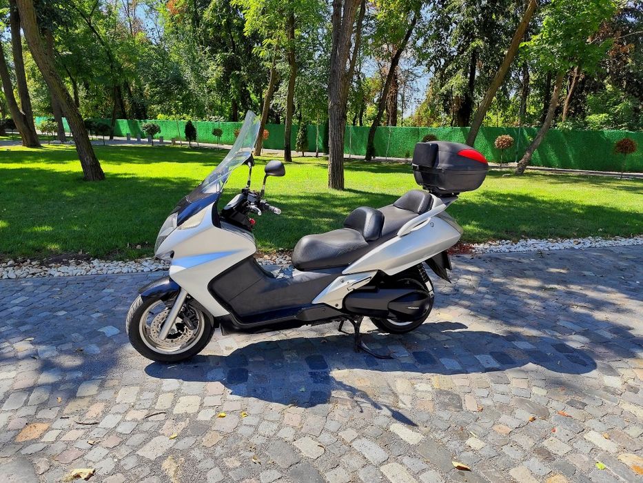 Honda silver wing 600