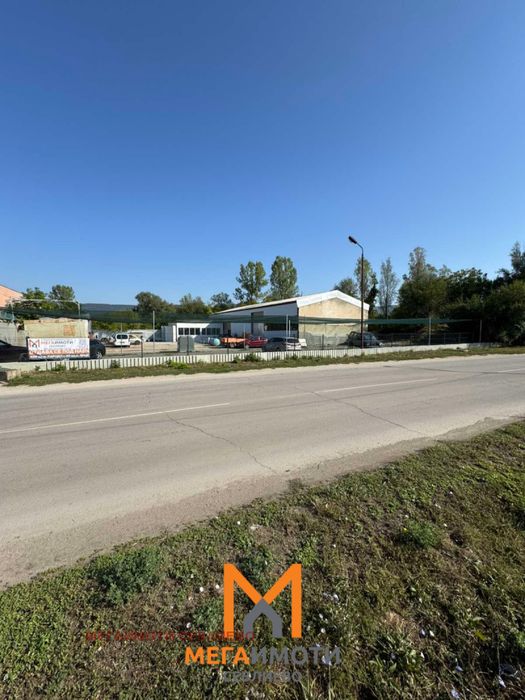 Дава под наем Парцел гр. Севлиево - гр. Севлиево 400m²