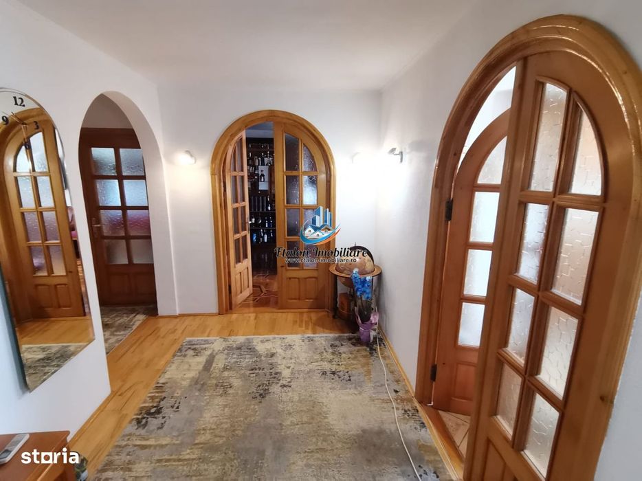 Apartament 3 camere decomandat, etaj 4, Calea Romanului — fotografia 1