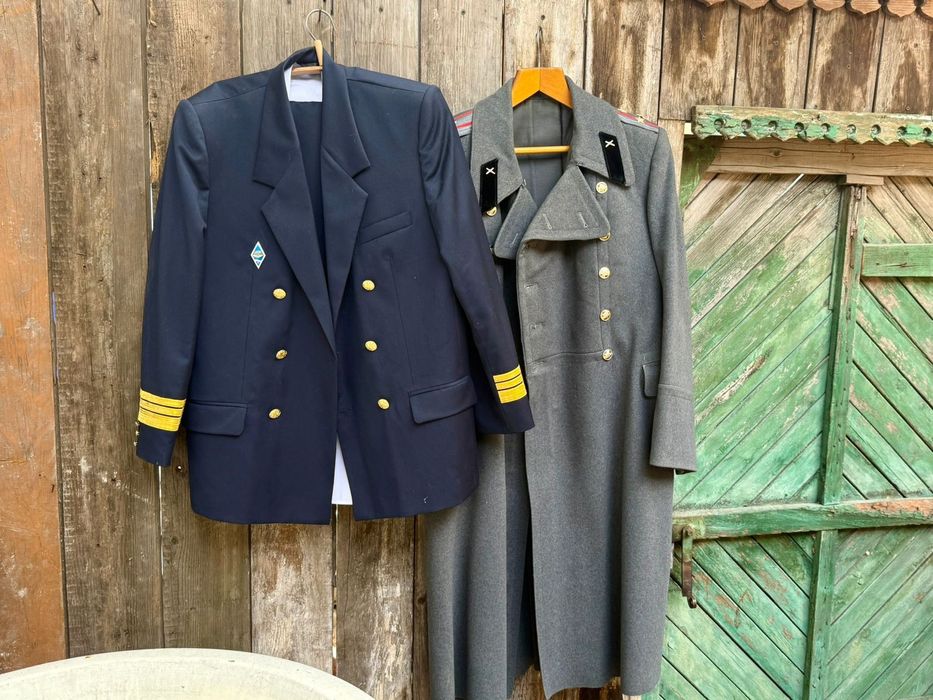 Вещи армейские и пилотки