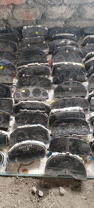 Продаются щитки приборов