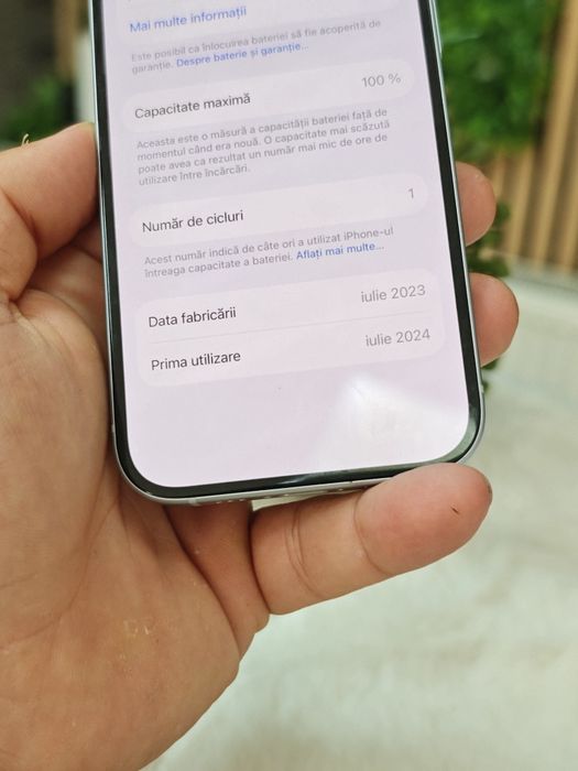 iPhone 15 128 GB 100% Baterie