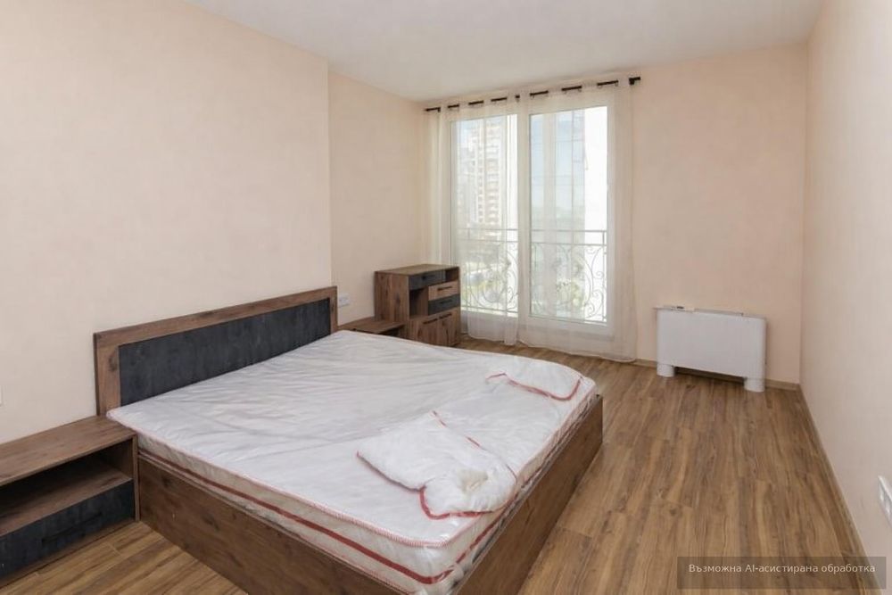 Дава се под наем Двустаен апартамент в София, Хладилника - 70 кв.м за 850 € - Снимка #3