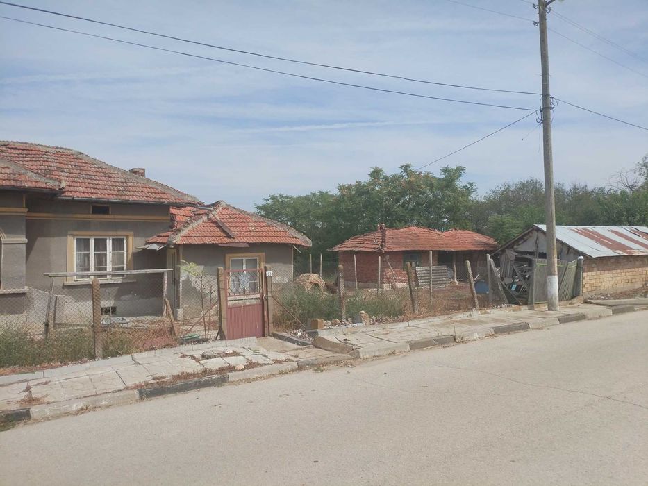 Продава се Къща в с. Добротица, Област Силистра - 4000 кв.м за 6 €/кв.м - Снимка #3