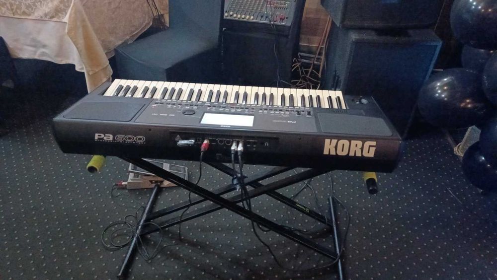 Синтезатор Korg pa 600