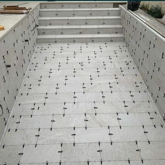 Кафельщик плиточник