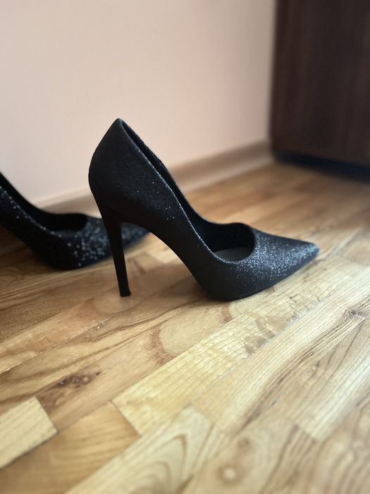 Елегантни дамски токчета