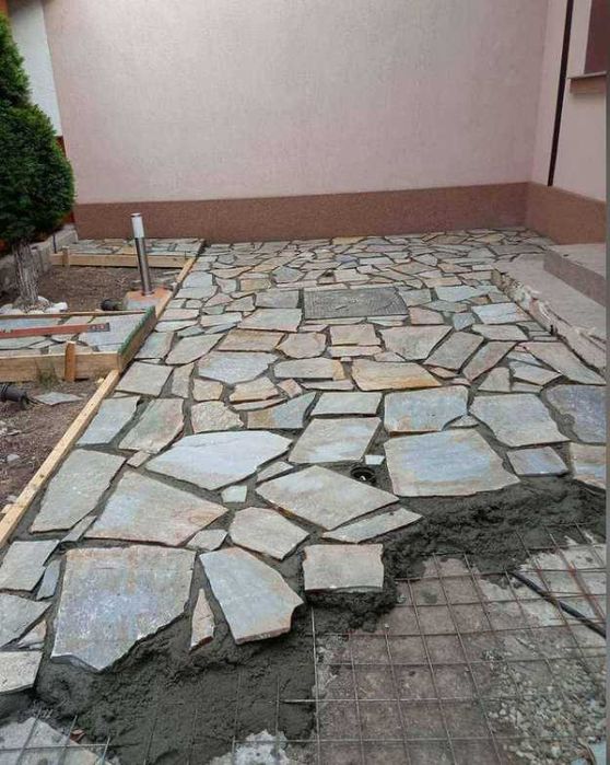 Piatra Decorativă de Munte pentru Amenajări Rustice și Elegante