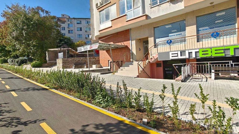 Продава се Тристаен апартамент в София, Иван Вазов - 285 кв.м за 876 €/кв.м - Снимка #1