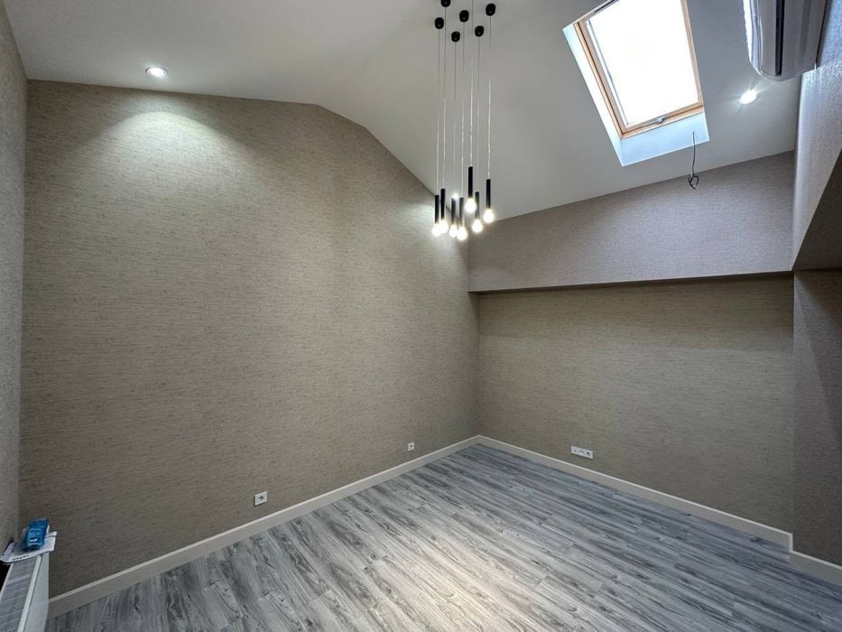 Продается квартира дуплекс.